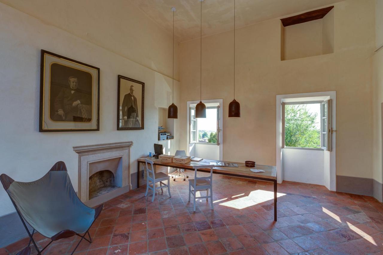 Marchesi Alfieri - Cantine E Ospitalita San Martino Alfieri Bagian luar foto