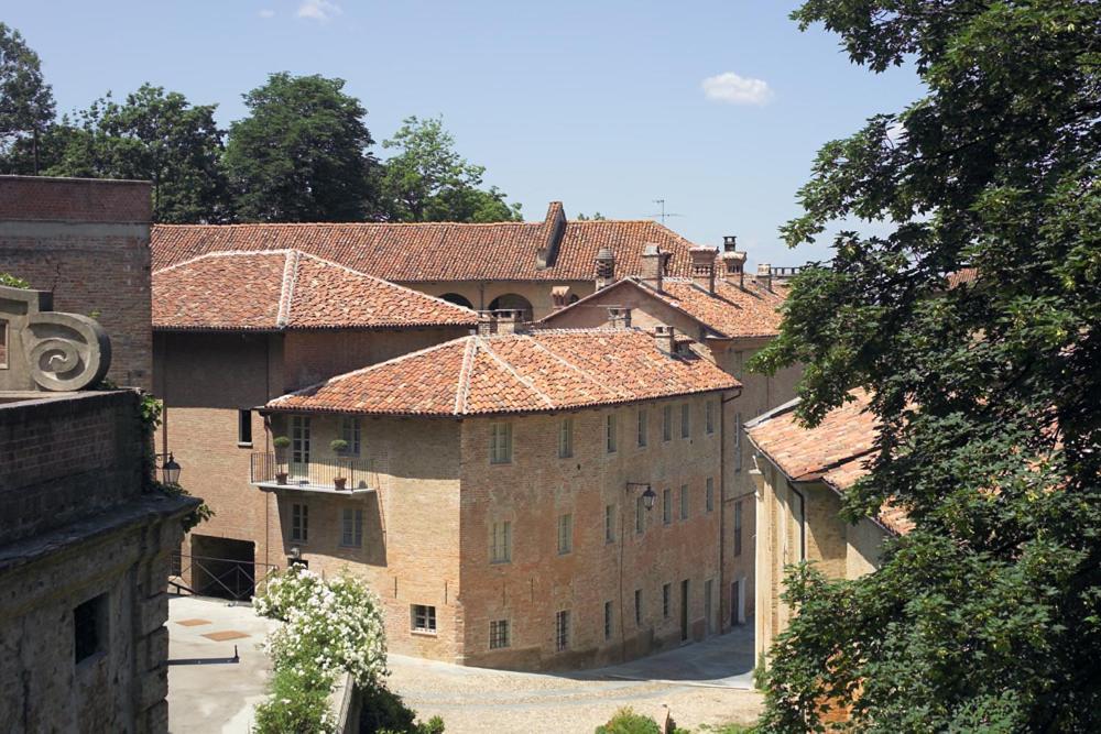 Marchesi Alfieri - Cantine E Ospitalita San Martino Alfieri Bagian luar foto